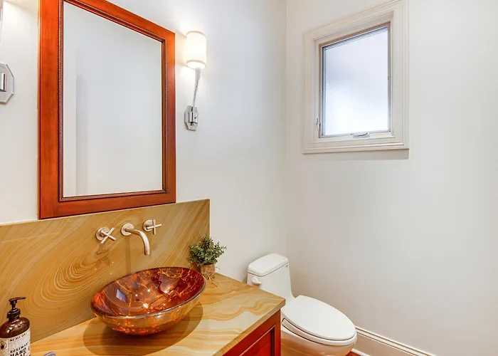 1 Mi To Metra: Estate W/ Theater, Game & * Northbrook