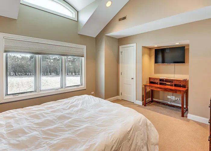 1 Mi To Metra: Estate W/ Theater, Game & *